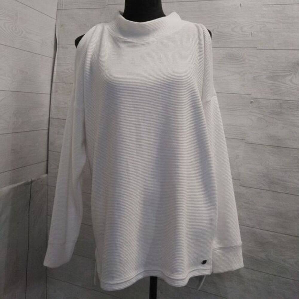 Ideology white oversized‎ sweater open shoulder